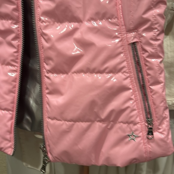 Pink puffer vest - Picture 4 of 6